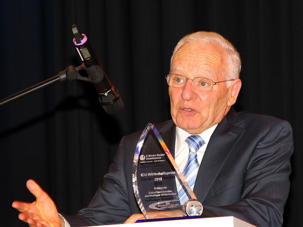 Laudator Prof. Helmut Schreiner